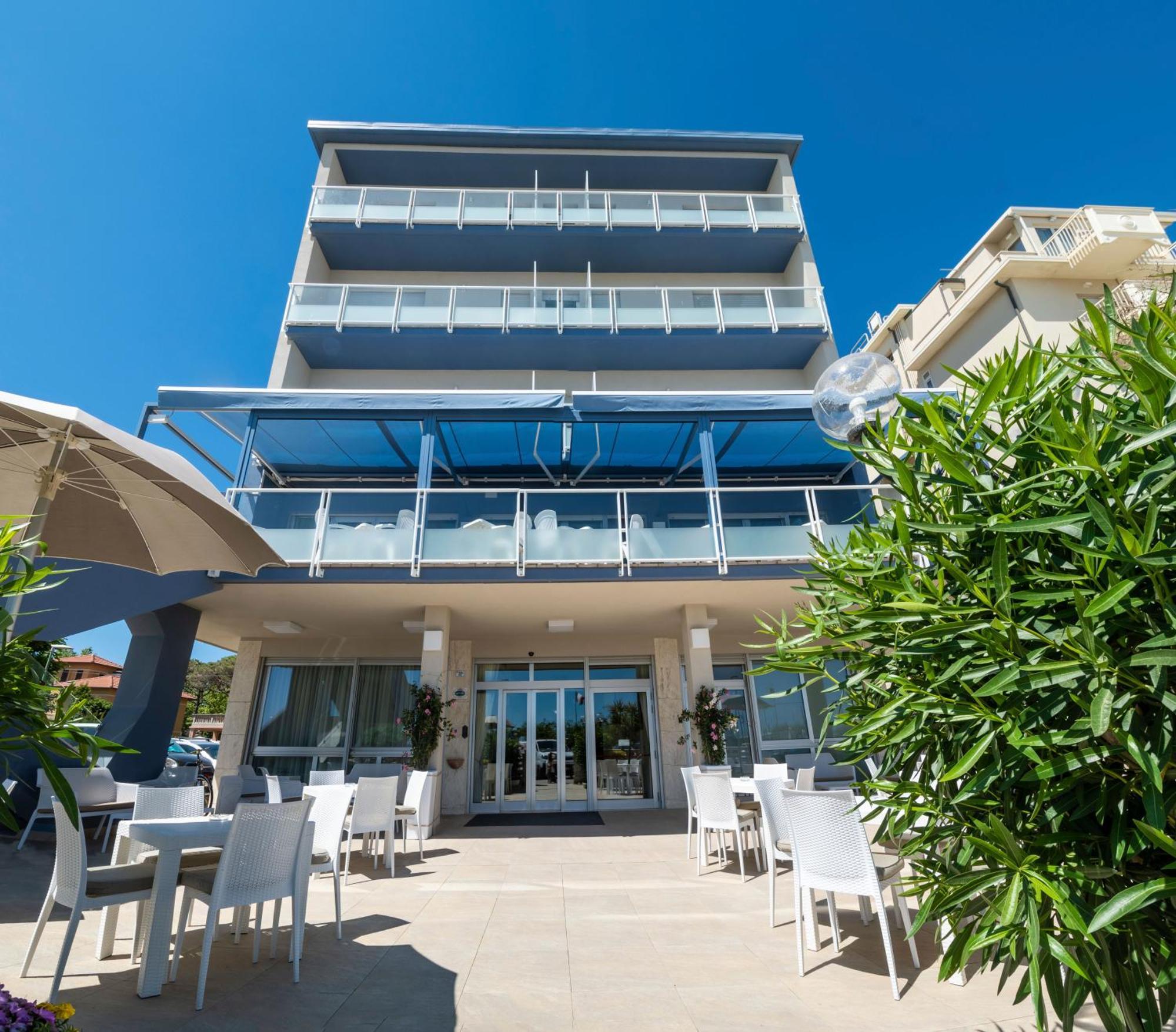Hotel Astoria Cervia Dış mekan fotoğraf